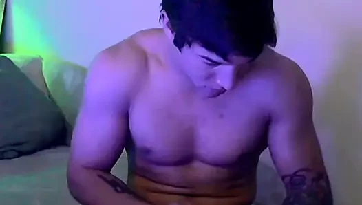 Yakışıklı genç jock jizzy mcbone masturbates sert çük solo