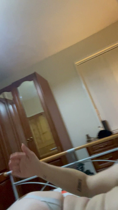 Self Fisting Twink