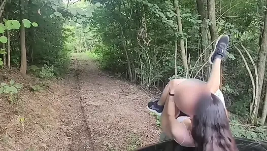 PORNO-schatzsuche! Wer mich findet, wird mich ficken! ZWEI echte FOLLOWER folgten den Hinweise und fanden mich