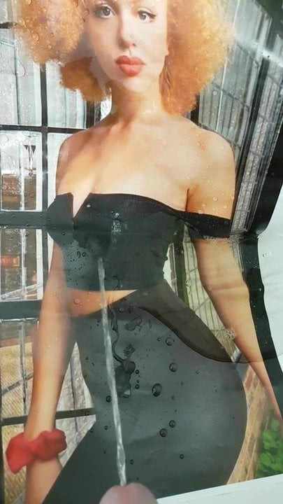 Anna angepisst