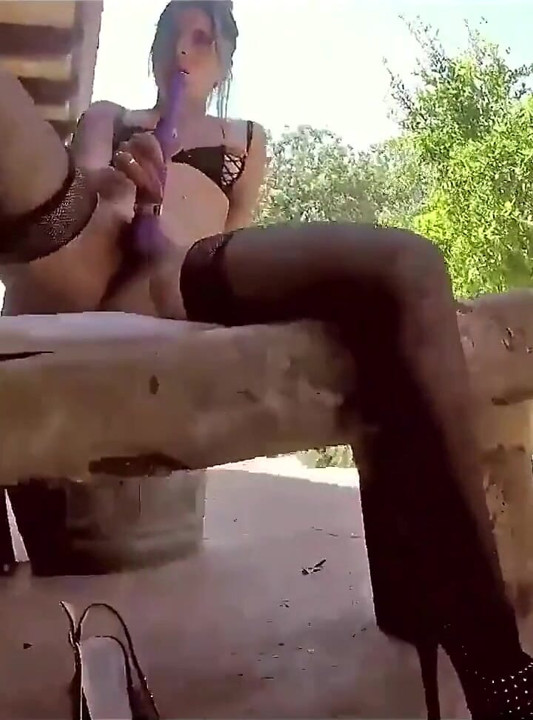 Sexydea | Outdoor Dildo Fuck Squirt Cum