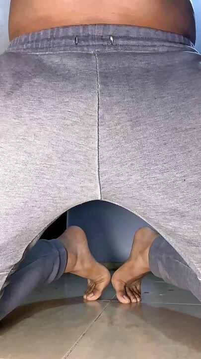 A little exercise with yoga pants and a big, oiled cock without being able to touch me