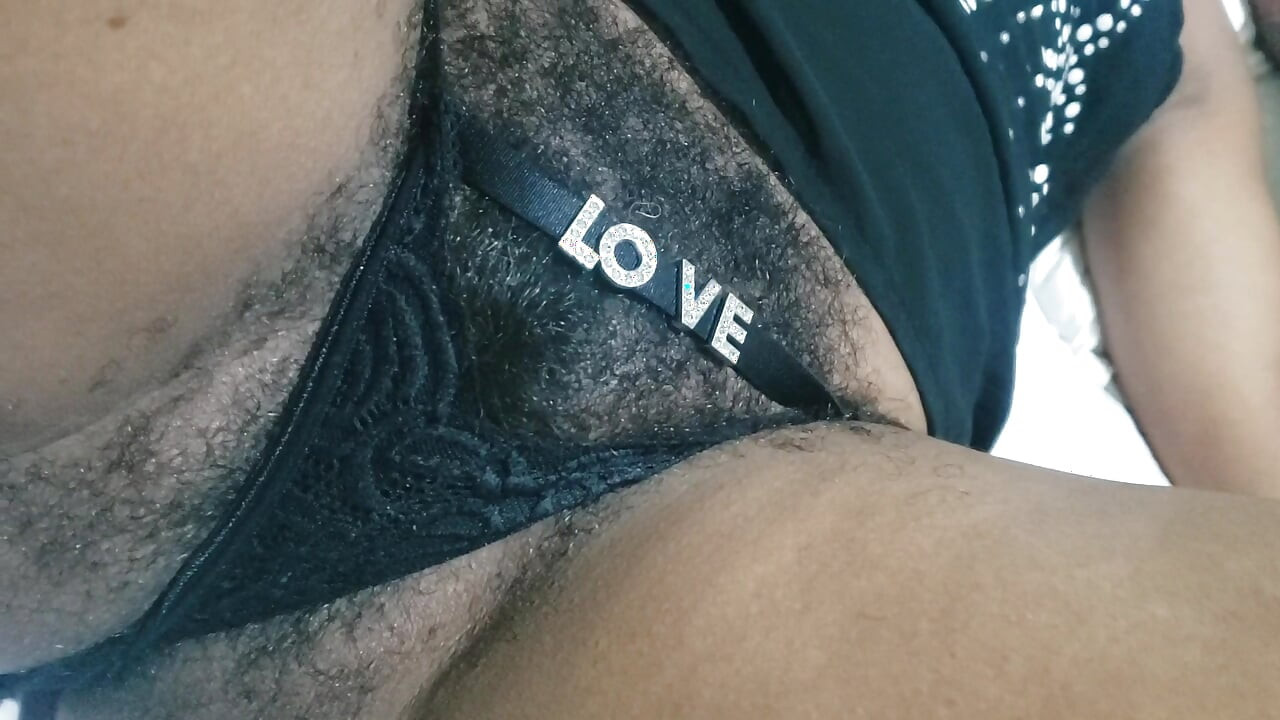 Natural Bush Lover, Hot MILF Hairy Pussy and Adult Amateur Hot Pussies