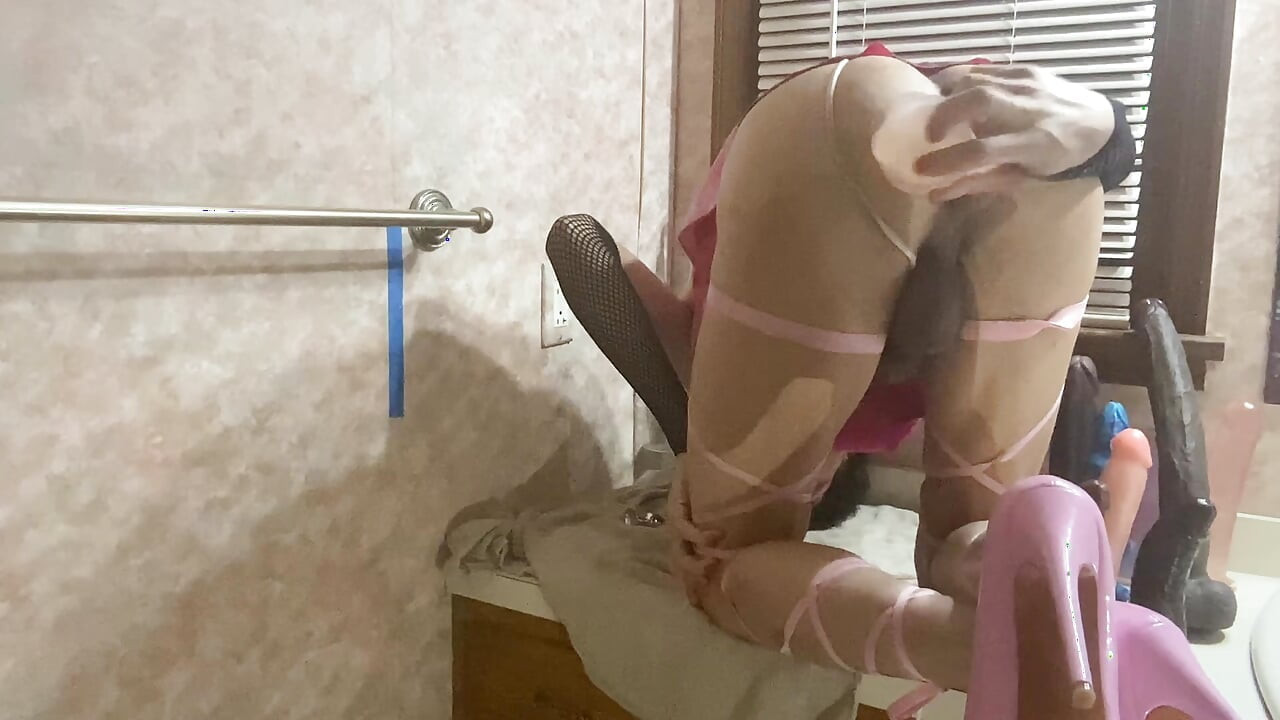 παγίδα πουτάνας Bimbo άτακτη κωλοτρυπίδα