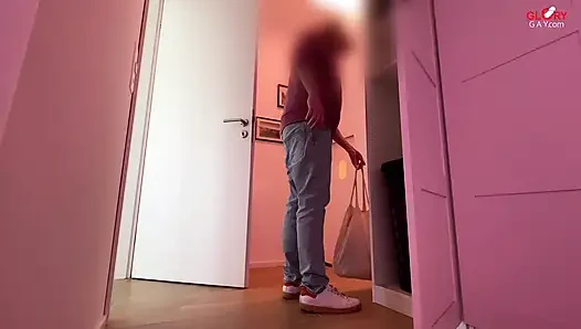 Cookie & Cream Spezial - He Pumps an Insane Amount of Cum on the Cookie