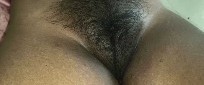 Istri kulit hitam toket besar dan memek kasar