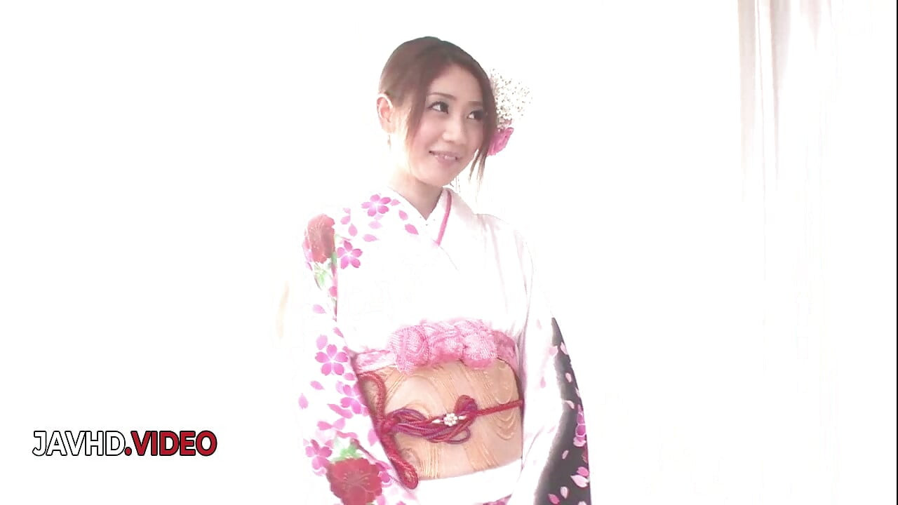 Kaori Maeda Sensual Japanese Blowjob and Hardcore Sex
