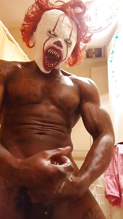 New Porn: BBC Worship Hallelujah Johnson (The Tears Of A Clown) Tall Dark Chocolate Muscles Tattoos Hairy BBC Hallelujah Johnson