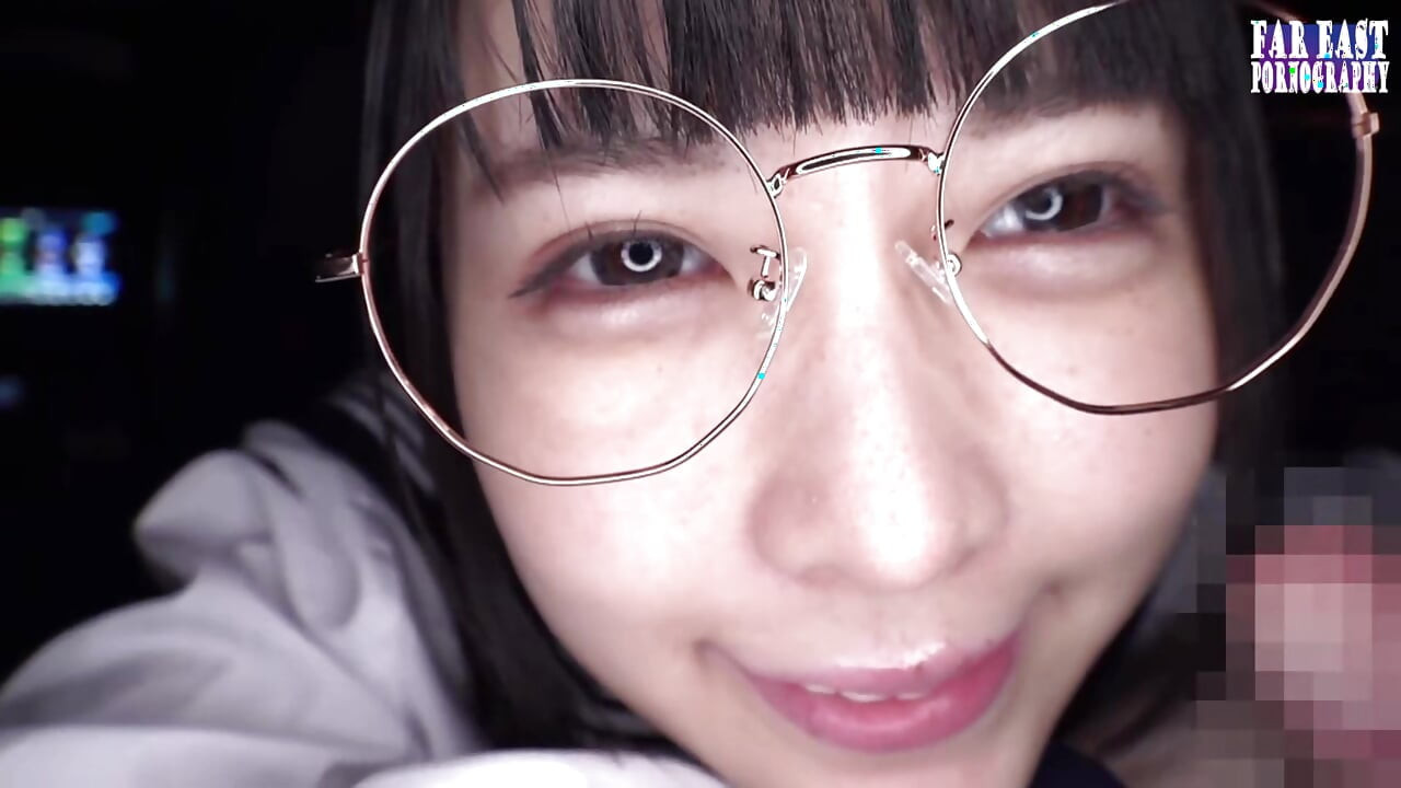 장난기 넘치는 노출 화장 데이트 Ep-5에서 어두운 머리의 애타게 놀리는 블리스 같은 인형