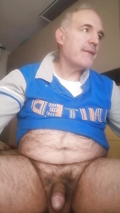 Dlouhý, srdečný výstřik pro mého poslušného otroka!