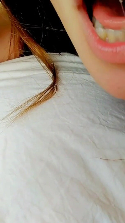 おはよう、継父。アナルセックスとスプーンの精液を飲み込んだ!!アナルで突き続けて | クリップ 1