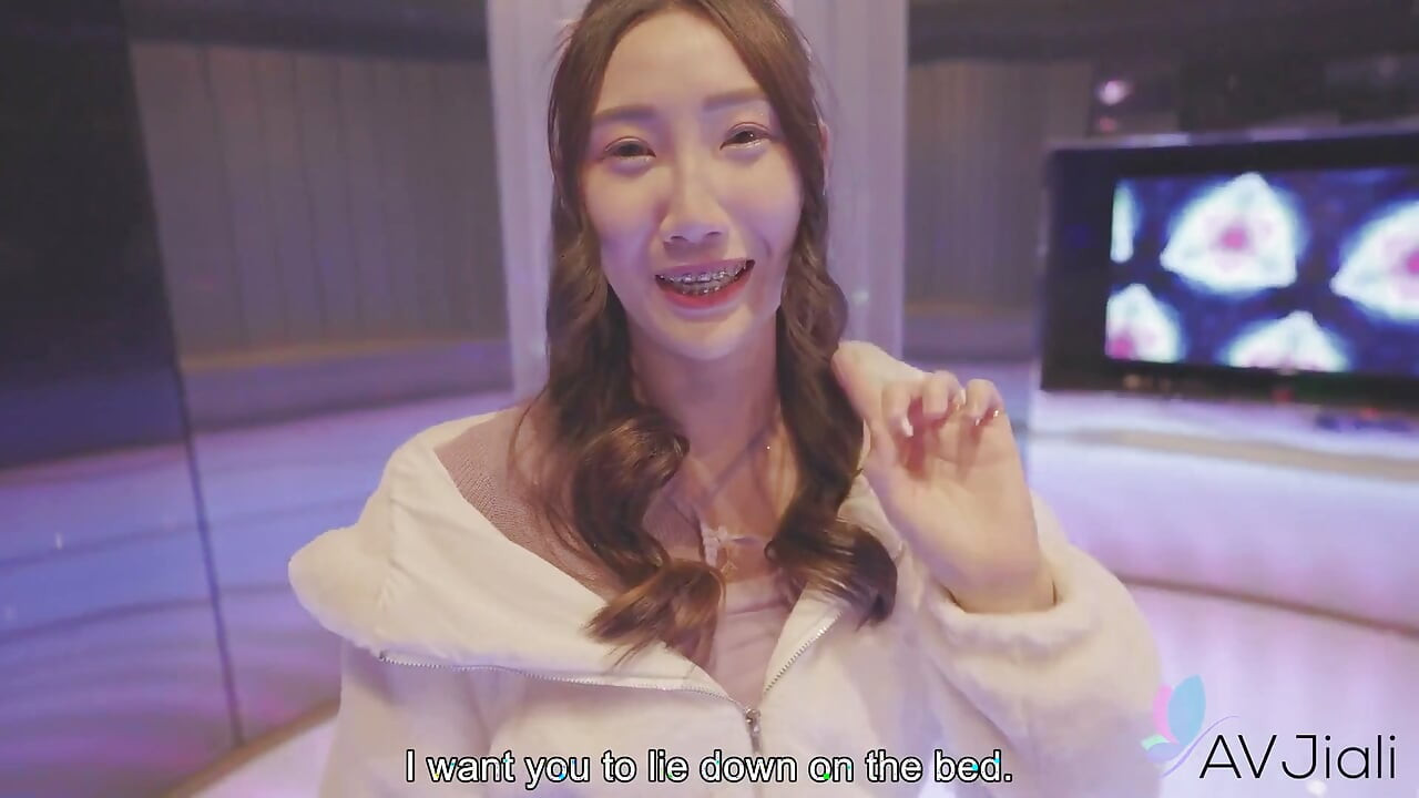 POV Date with Dominant Goddess Li Er