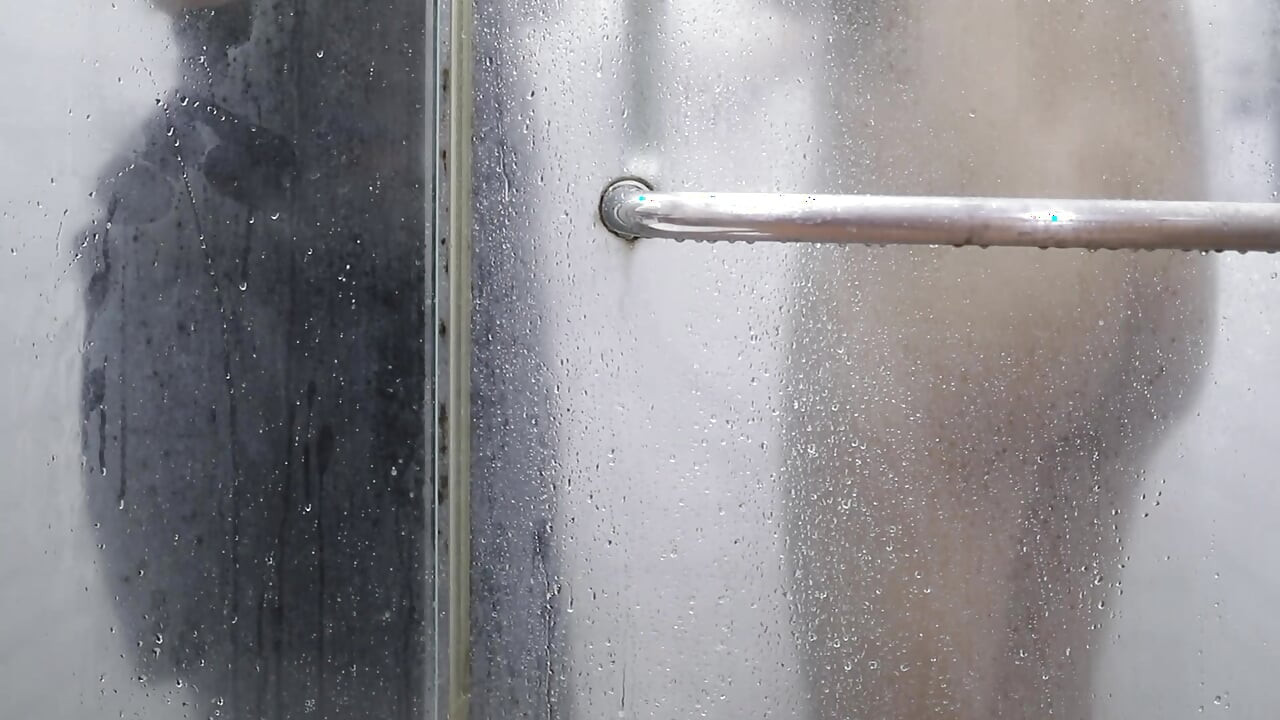 BOKEP INDO SON ENDONEZYALı KıZ EN SEVDIĞI SATEN ELBISESINI GIYEREK DUŞTA SIKIŞIYOR GÖTÜ SÜPER SEKSI VE TOMBUL
