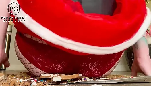 Aksi naksir tante-tante girang di kampung natal yang menghancurkan rumah rambut oranyeku dengan gerakan lambat