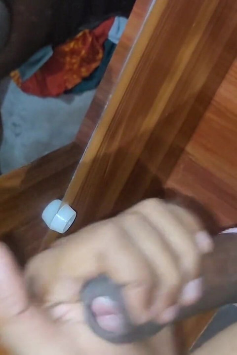 18 Years Old Horny Boy Cumshot