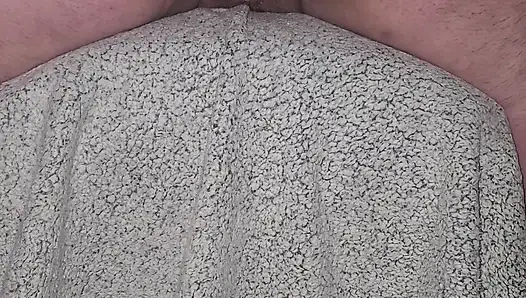 Lubangku dientot habis-habisan sama kontol besar pria ini!