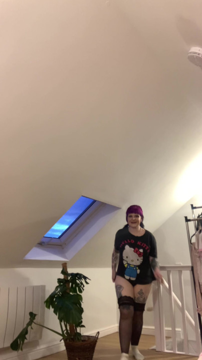My step bro was sitting in my bedroom because he wanted to talk as he was having problems with his girlfriend, I walk in my roo