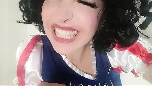 An Unmissable Opportunity: the Best Giantesses Cosplay in a Single Video