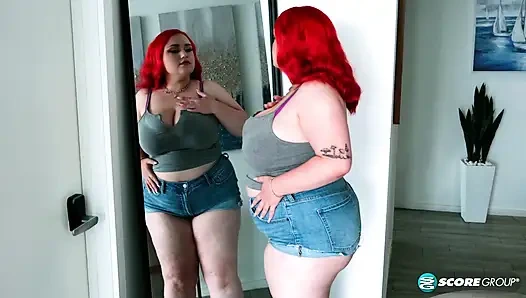 Lily Raine: büyüleyici bir kızıl saçlının olgun rafı