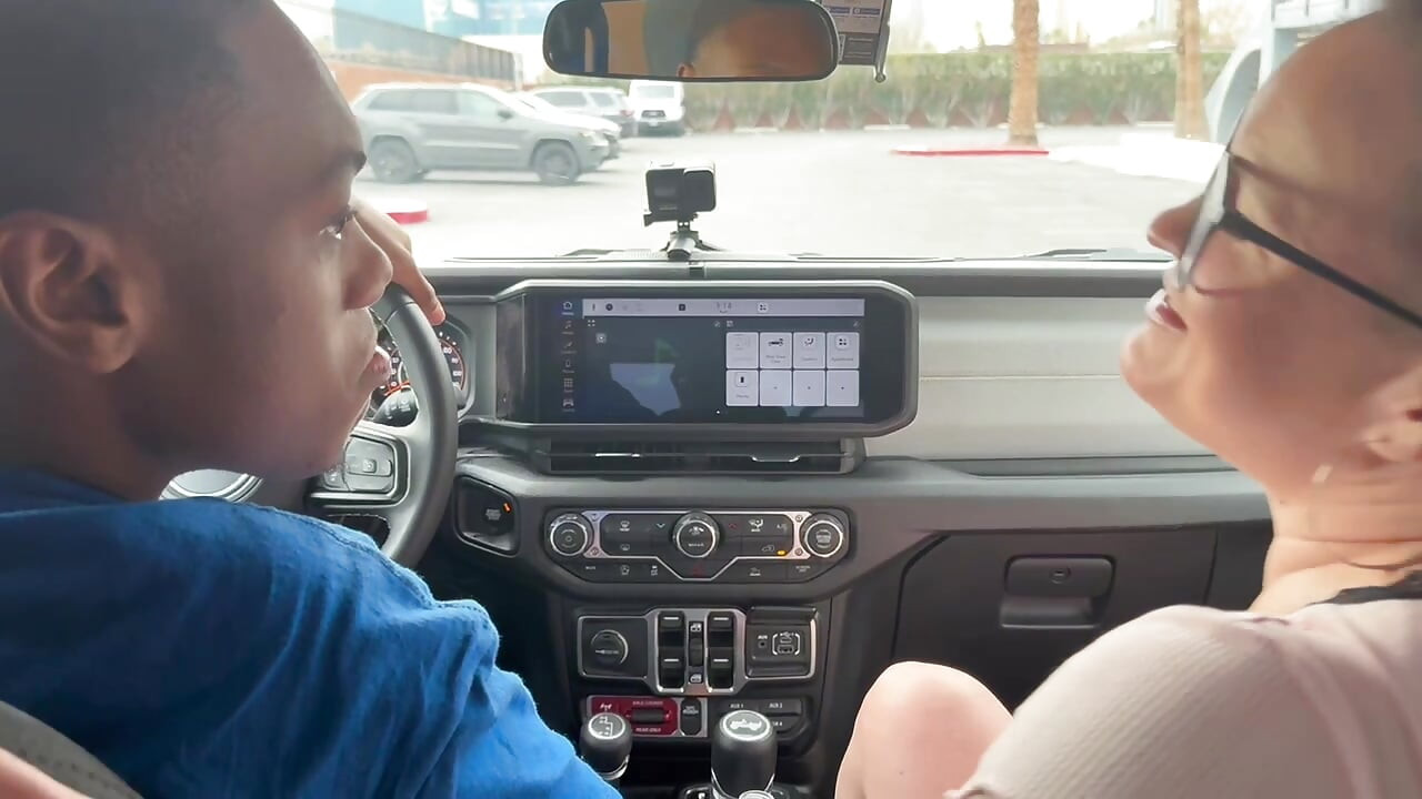 Uber Driver Gets Lucky with PAWG Passenger