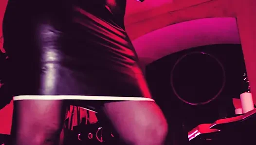 Nyonya eva lateks biarawati fetish dewi dominatrix milf bdsm femdom hot