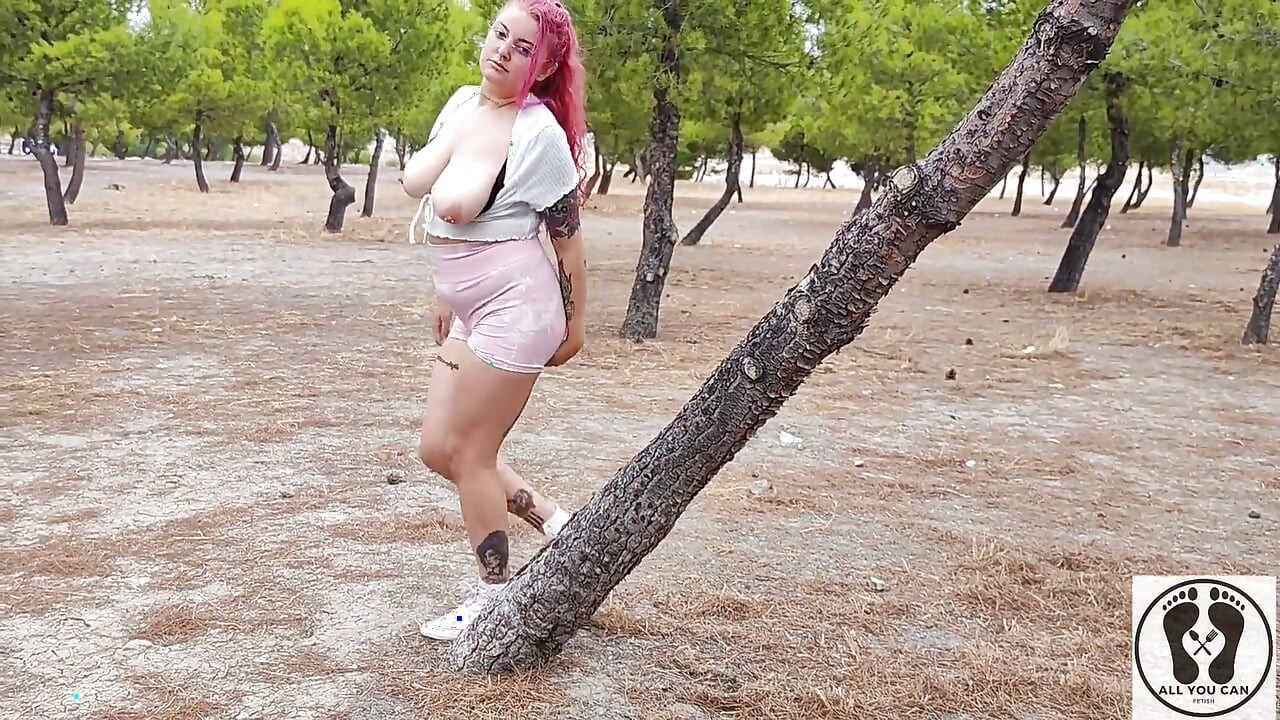 Outdoor Risky Running Sport Naked Risk in Park