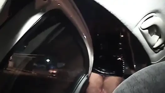 Kırmızı çoraplı muhteşem kızıl saçlı sürtük sıkı amının içine derinden yarak alıyor