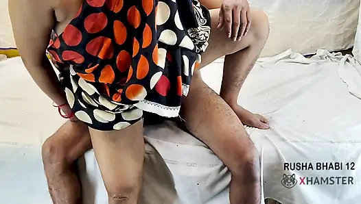 Indian Desi Wife Fuking homemade cowgirl position loudly moning young Boy fuck