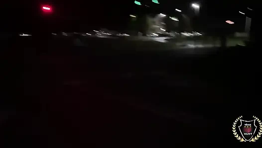 Большой черный член в Риме Major отсосали в заднем переулке