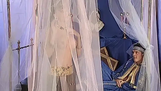 Aksi pesta cosplay terpanas dengan cewek-cewek Jerman yang menakjubkan