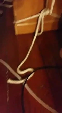 Testicle lifting dresser