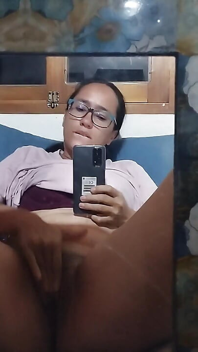 Girlfriend cheats on her boyfriend with her stepbrother in front of the camera