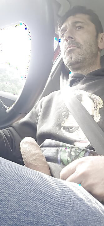 Straight guy gets horny and jerks off while driving, he almost got caught
