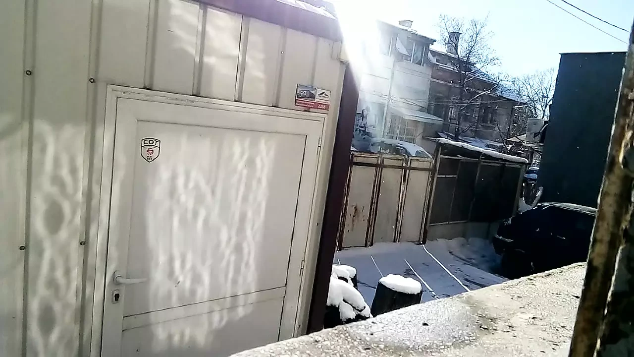 Des seins dans la neige