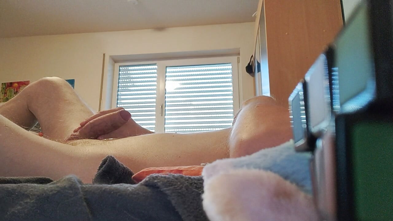 Cumshot on belly