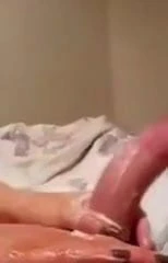 gf giving a messy handjob