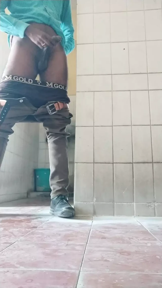 Masturbating in My Favourite Bathroom
