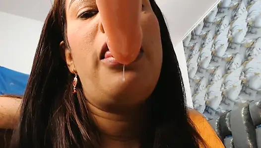 EVDE CEP TELEFONUMDA EMIYORUM