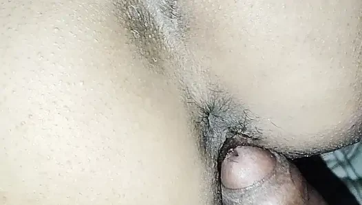Gao ki wife ki chut kitni khul hai