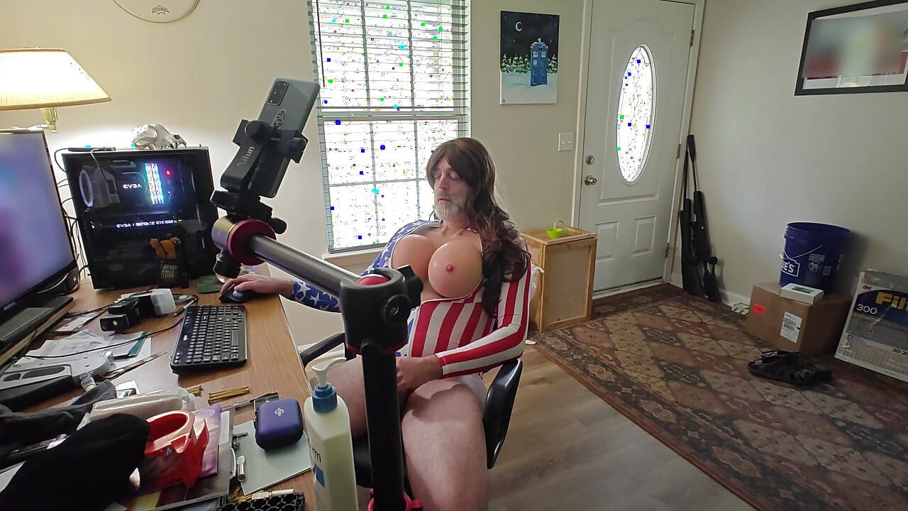 Live Cam Show Behind the Scenes