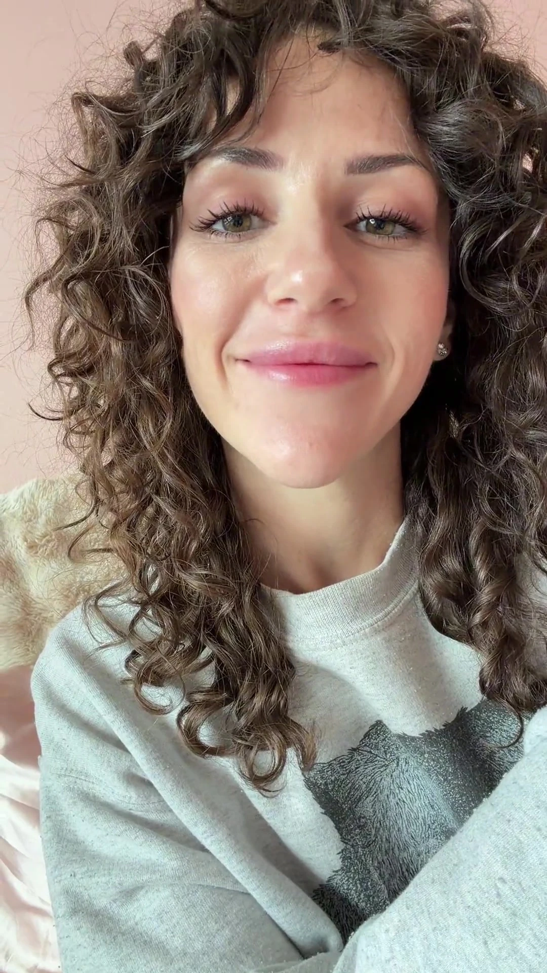Lesbian Facetime for Traveling GF