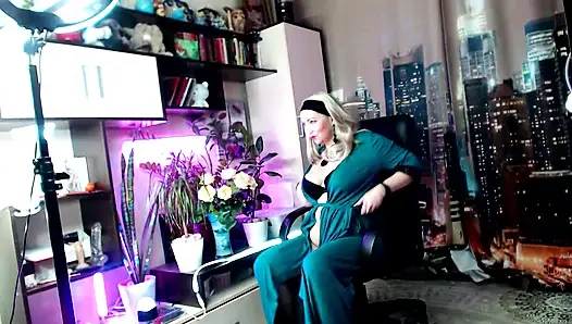 Video rekaman seks viral pasangan dewasa asal Moskow dengan kualitas baik dan biologis...))