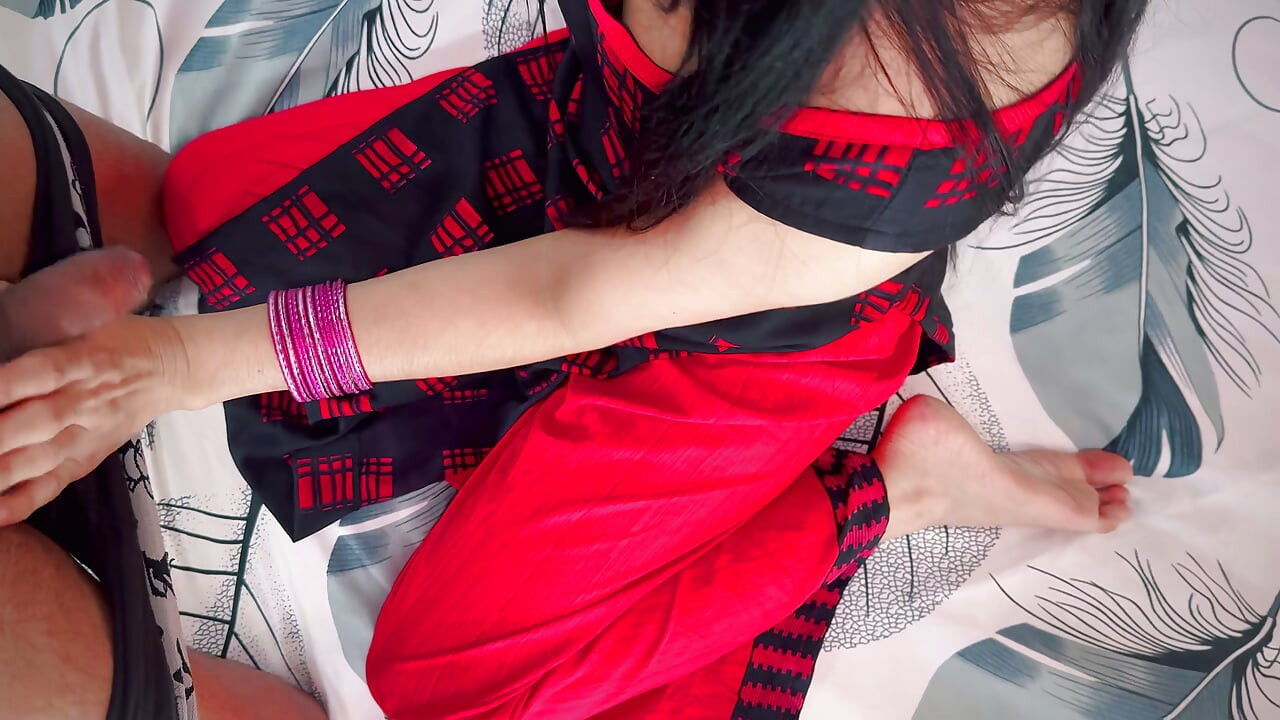 DESI BHABHI KI CHUT CHUDAI KI BIHARI NE KAALE MOTE LUND SE
