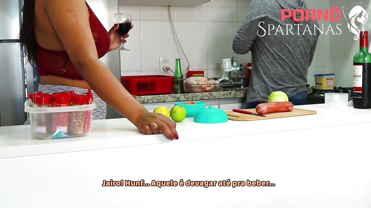 Mio Cognato Mi Ha Aiutato a Preparare La Cena Di Natale