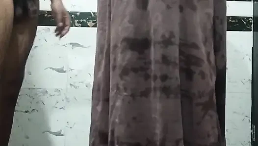 Priya bhabi güzel göt gösterisi