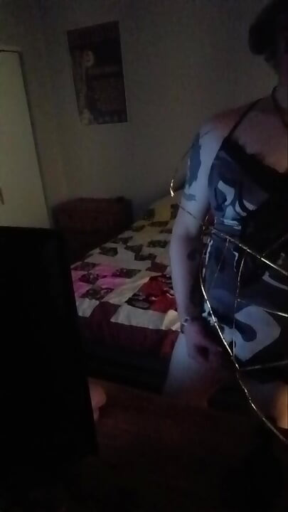 متعة الشرج وممارسة BJ في المرآة