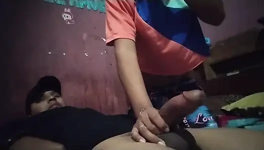 Hot girlfriend sucking cock