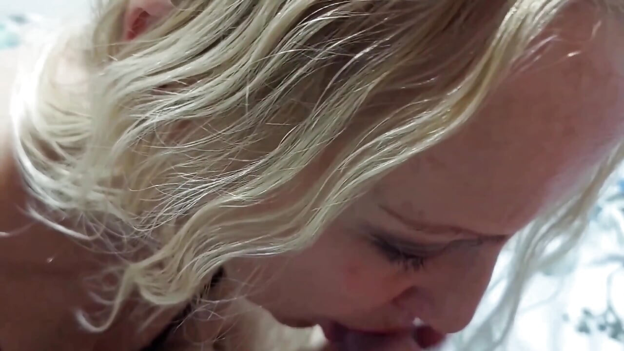 Esposa Rubia Madura Disfruta Del Sexo Oral