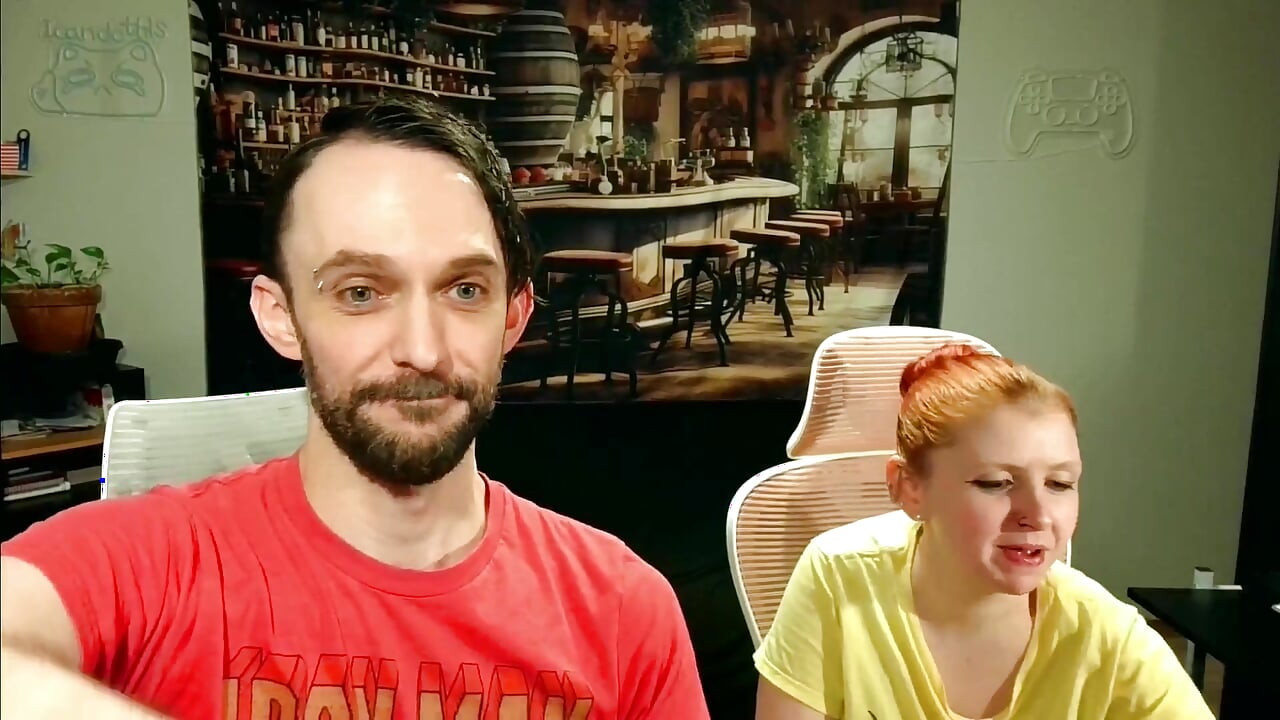 Jahuno sisanje i vibriranje džepne pičke u boksu
