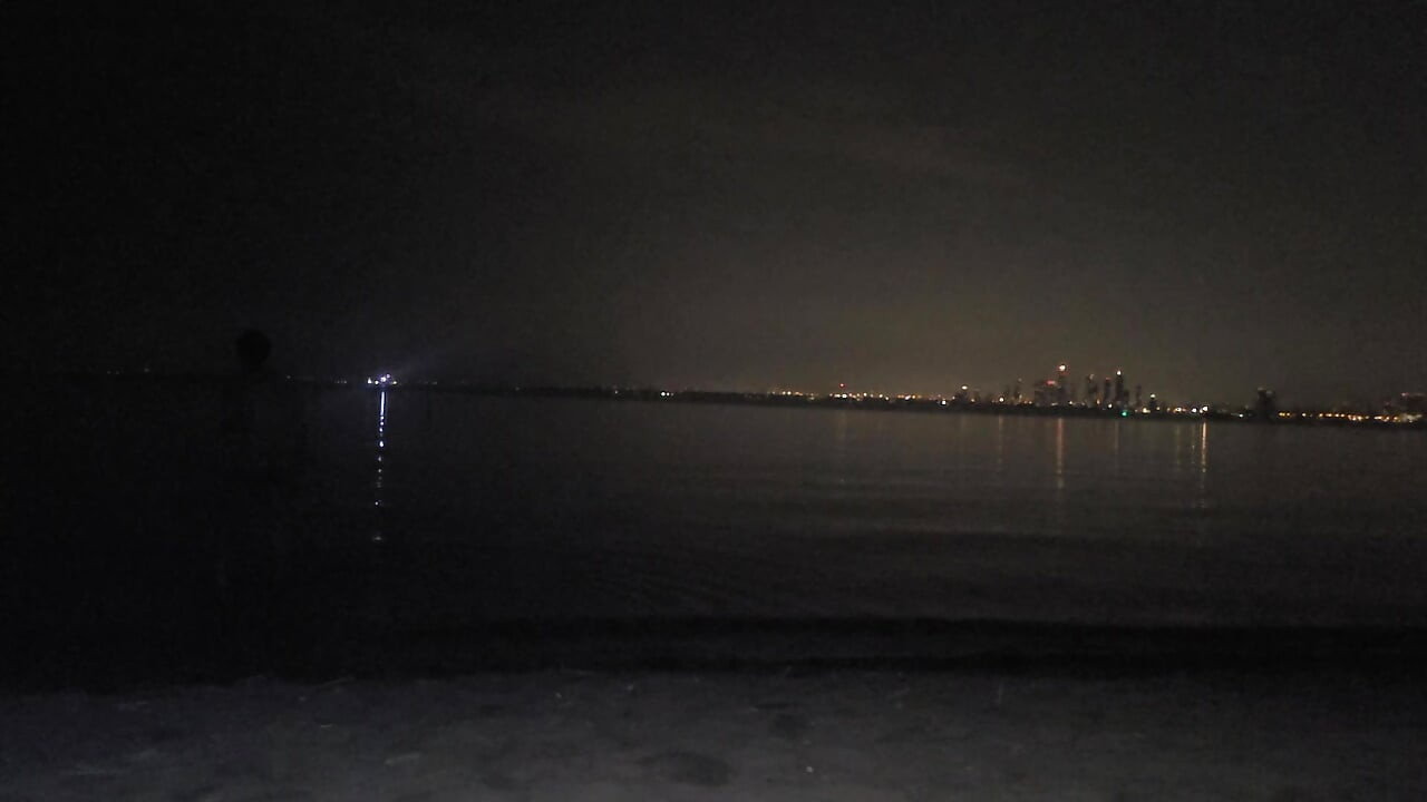 exposed on nude beach and piss on myself